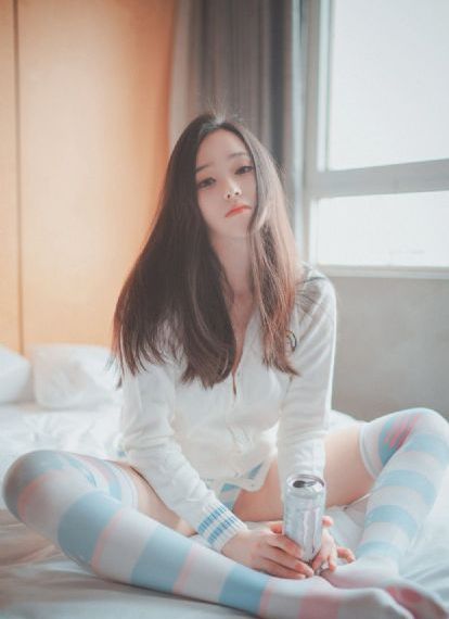 秘书的被脔日常高h往里放黄瓜_高清高清完整版