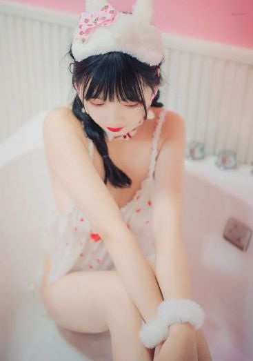 美丽小蜜桃5无删减_720全集在线观看